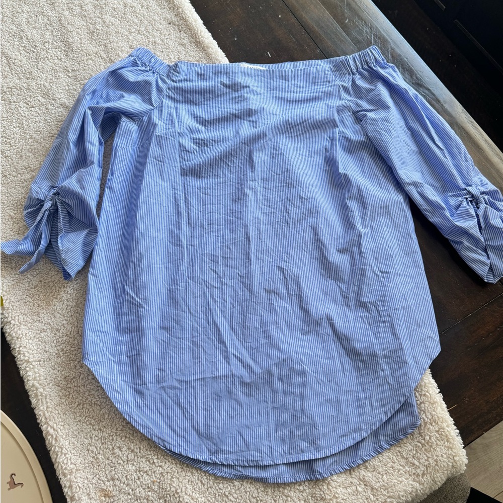 Babaton off the shoulder linen top